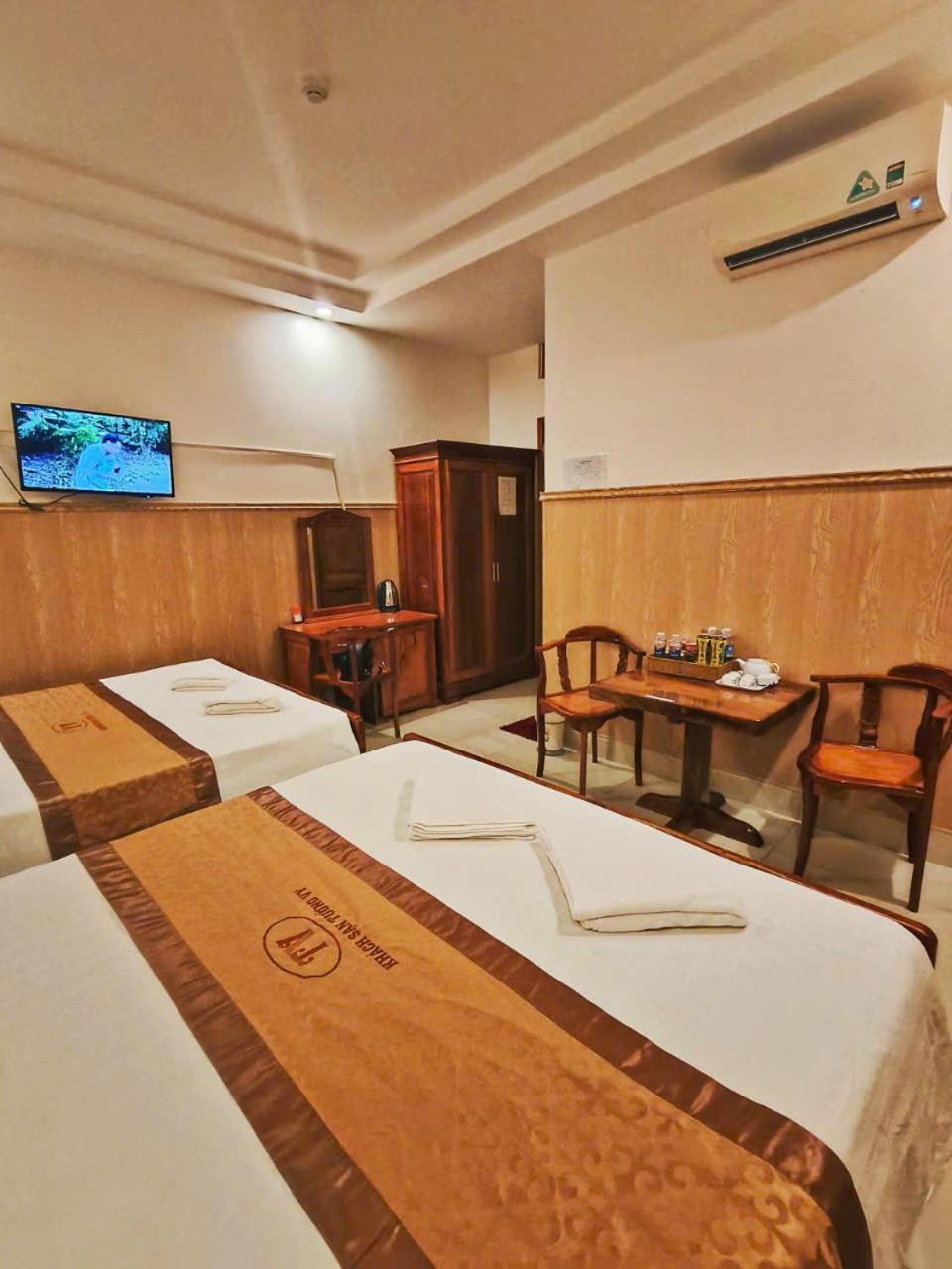 Khach San Tuong Vy Hotel Rạch Giá Buitenkant foto